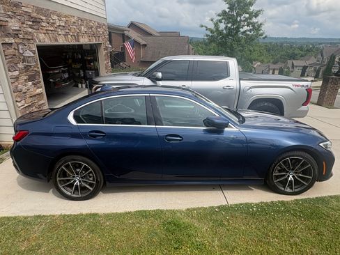 Used 2021 BMW 330i Sedan w/ Premium Package RWD image 5