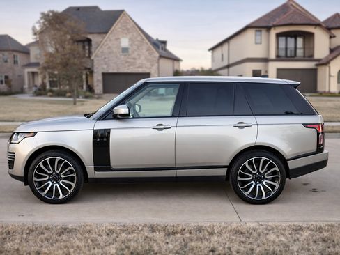 Used 2020 Land Rover Range Rover HSE image 2