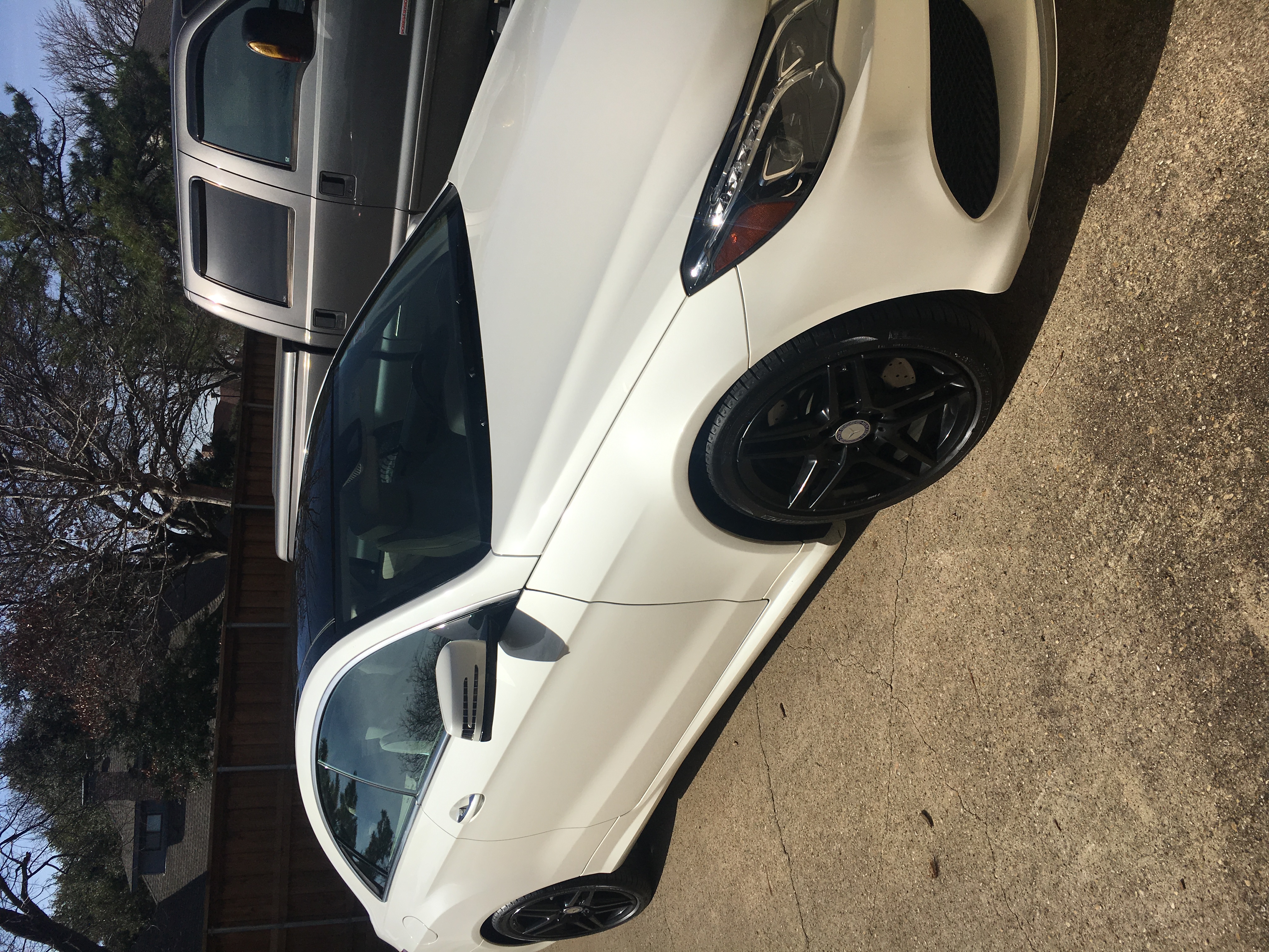 Used 2017 Mercedes-Benz E 400 Coupe image 5