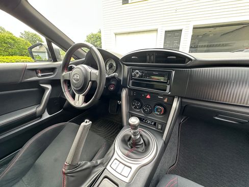 Used 2013 Scion FR-S RWD image 12
