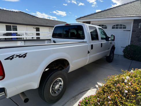 Used 2004 Ford F350 XLT AWD/4WD image 6