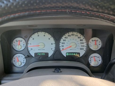 Used 2004 Dodge Ram 1500 Truck SLT w/ Trailer Tow Group image 12