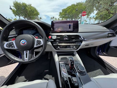 Used 2023 BMW M5 w/ Competition Package AWD/4WD image 16