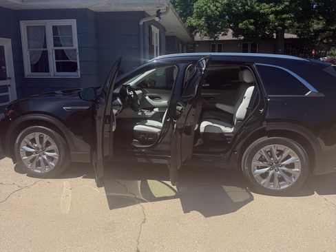 Used 2024 MAZDA CX-90 3.3 Turbo w/ Premium Plus Pkg AWD/4WD image 9