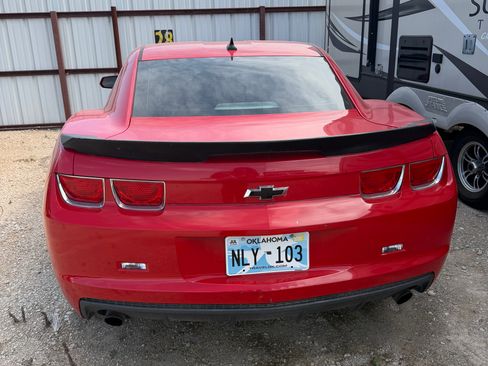 Used 2010 Chevrolet Camaro LT RWD image 6