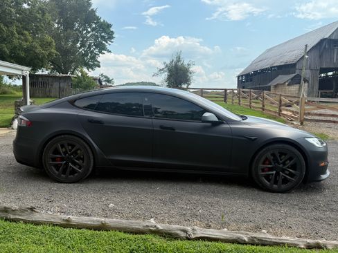 Used 2022 Tesla Model S Plaid AWD/4WD image 15
