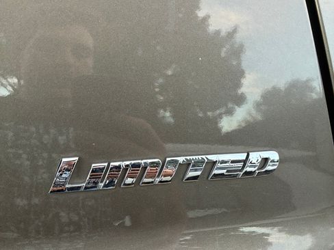 Used 2012 Toyota Tundra Limited image 9