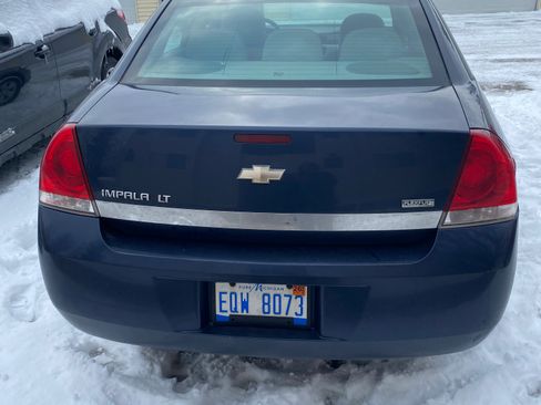 Used 2011 Chevrolet Impala LT image 4