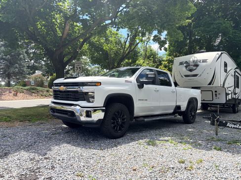 Used 2025 Chevrolet Silverado 3500 LT w/ All Star Edition AWD/4WD image 1