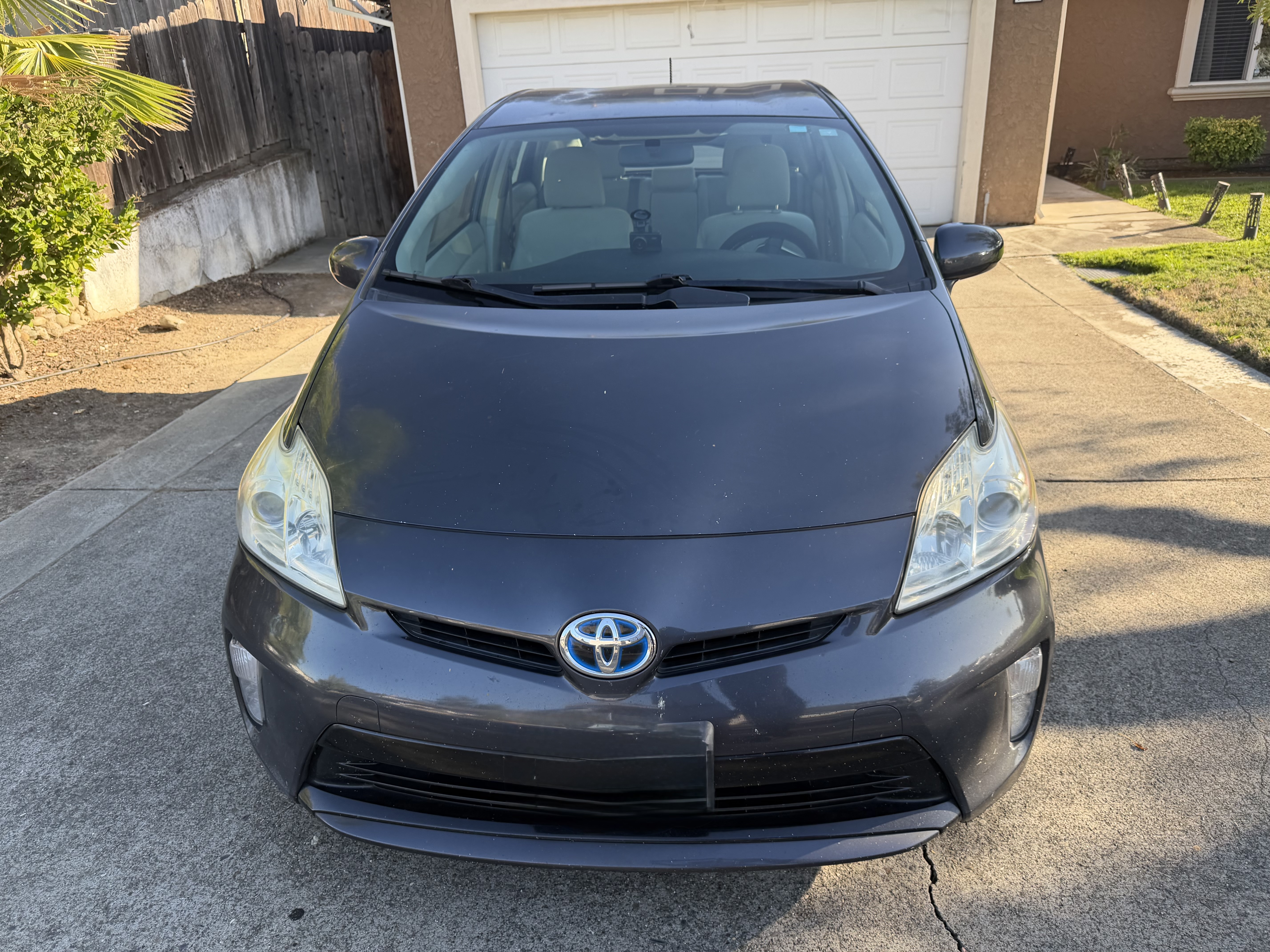 Used 2012 Toyota Prius Two w/ Preferred Accessory Pkg FWD image 8