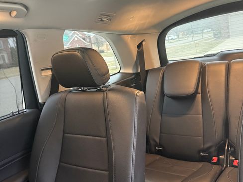 Used 2022 Mercedes-Benz GLS 450 450 4MATIC Sport Utility 4D image 8