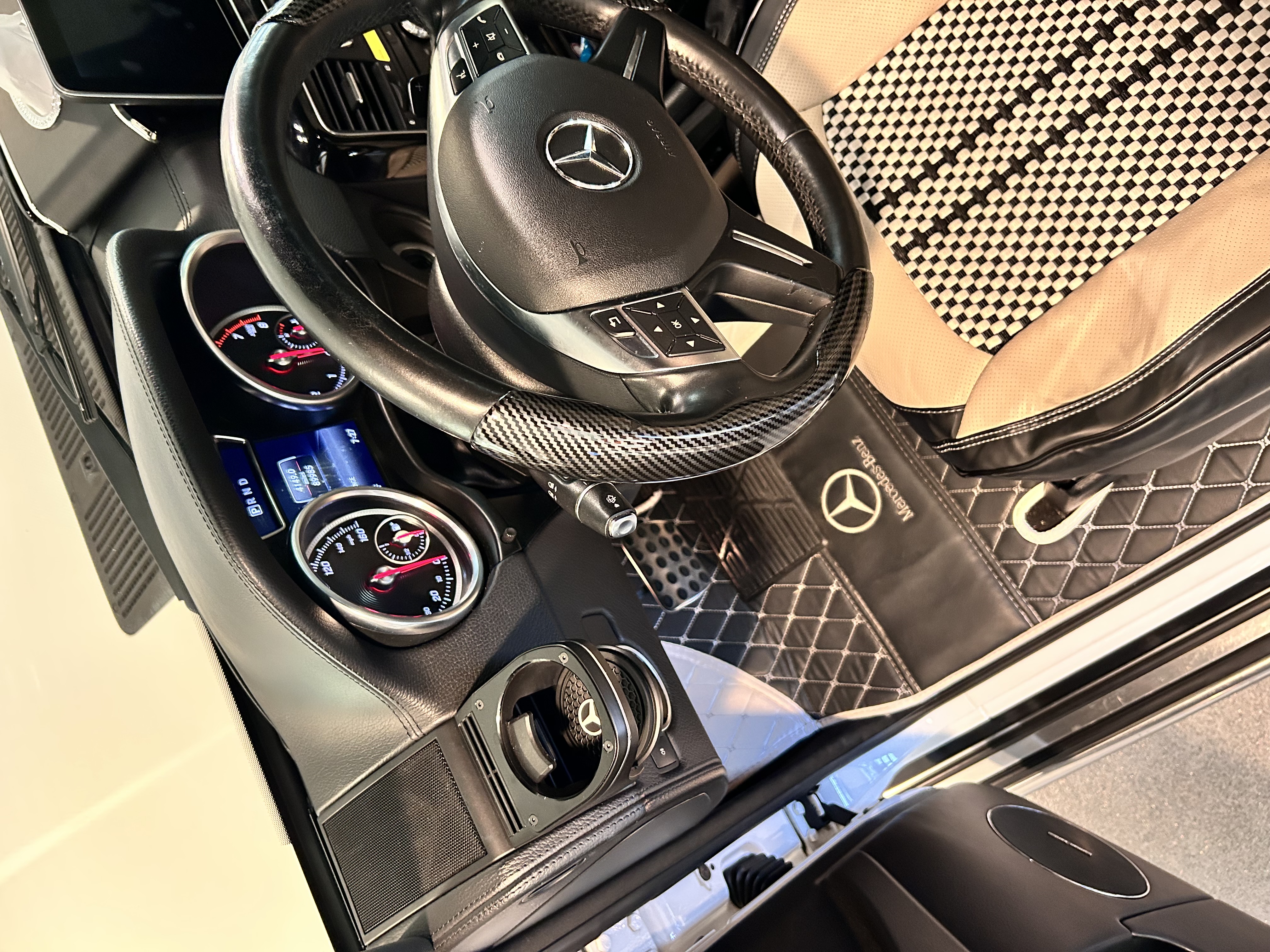 Used 2017 Mercedes-Benz G 550 image 20