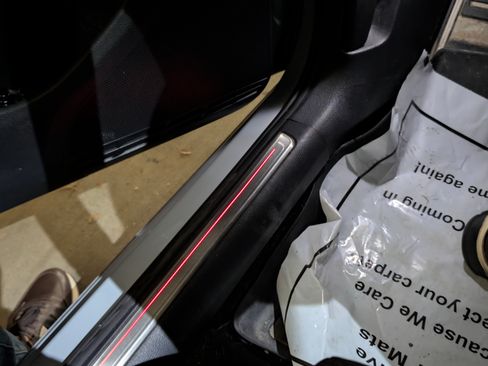 Used 2018 Volkswagen GTI SE image 28