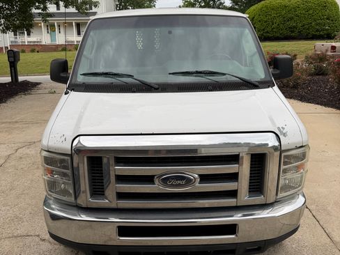 Used 2012 Ford E-250 and Econoline 250 w/ PWR Group RWD image 12