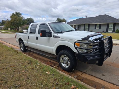 Used 2012 Ford F250 XLT w/ XLT Interior Pkg image 1