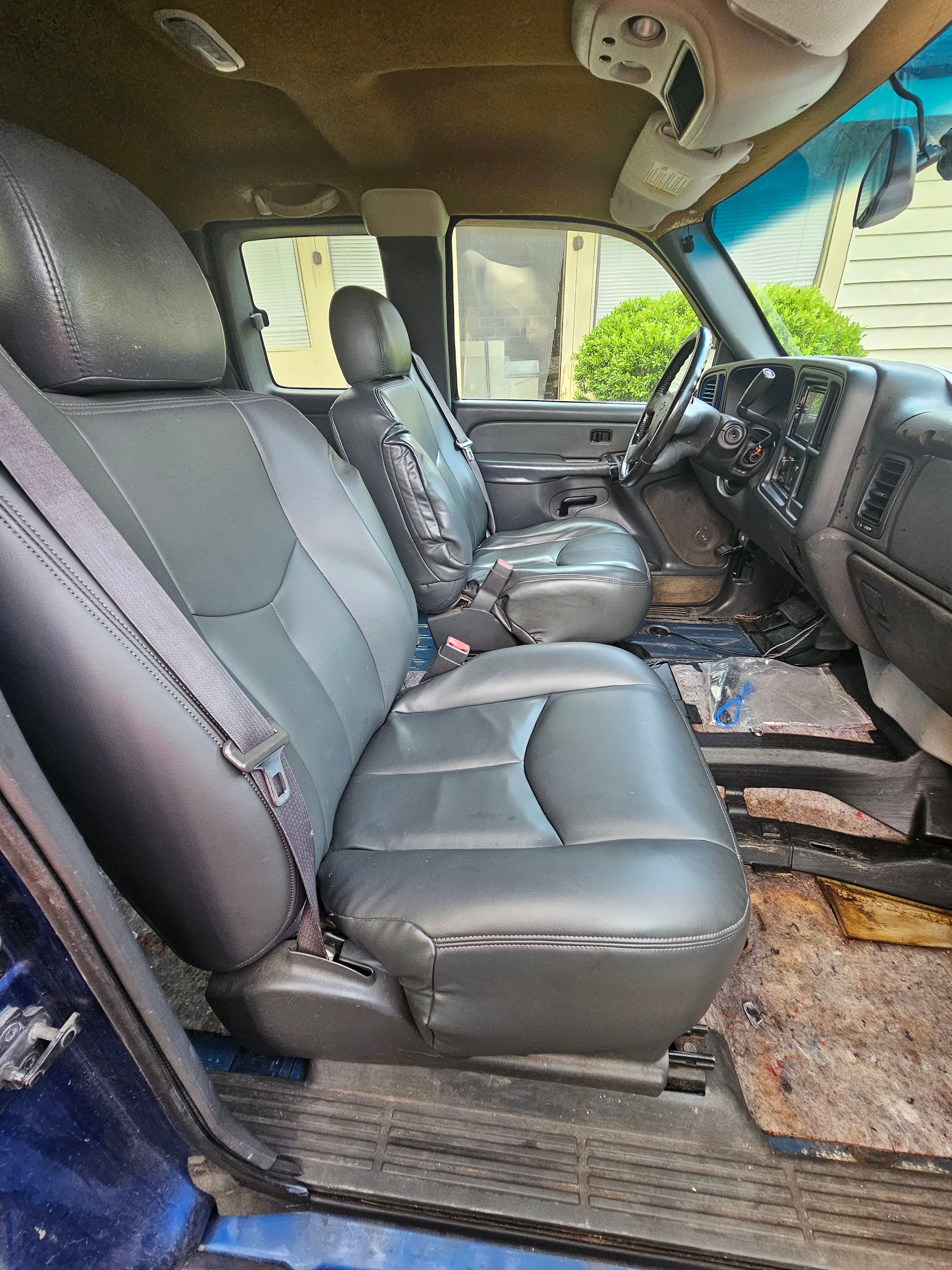 Used 2003 Chevrolet Silverado 1500 LS RWD image 12