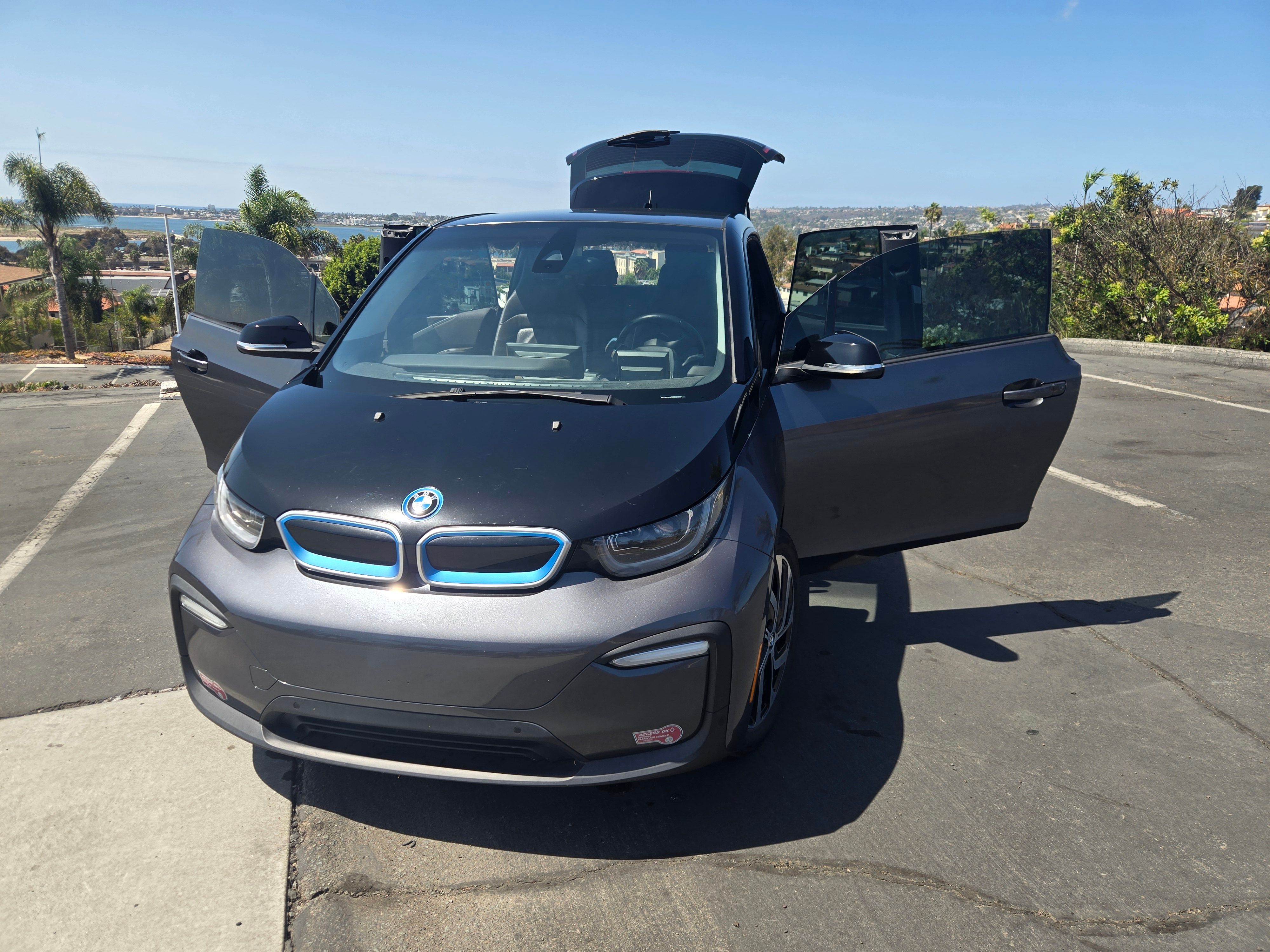 Used 2019 BMW i3 RWD image 1