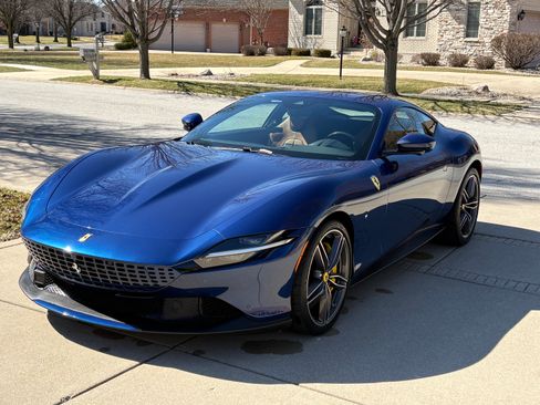 Used 2022 Ferrari Roma image 6
