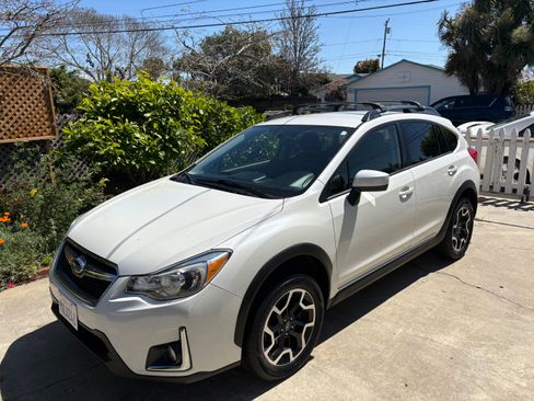 Used 2017 Subaru Crosstrek 2.0i Premium image 5