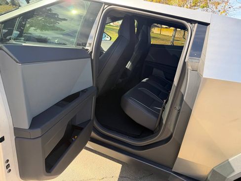 Used 2024 Tesla Cybertruck Cyberbeast image 15