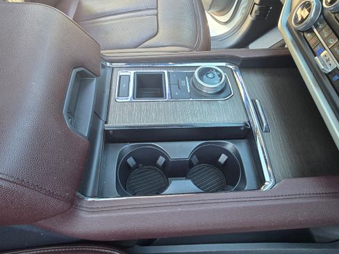 Used 2023 Ford Expedition Max Limited image 11