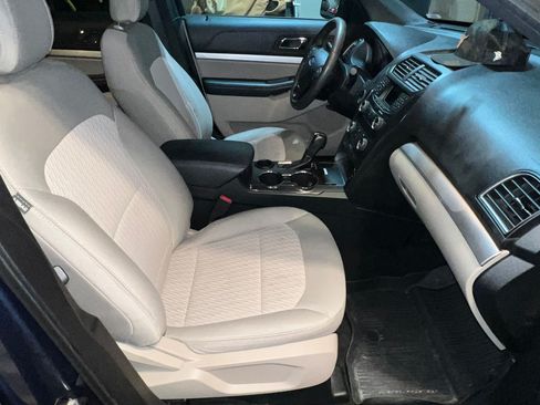 Used 2018 Ford Explorer FWD image 16
