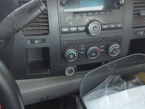 Used 2007 Chevrolet Silverado 1500 W/T image 11