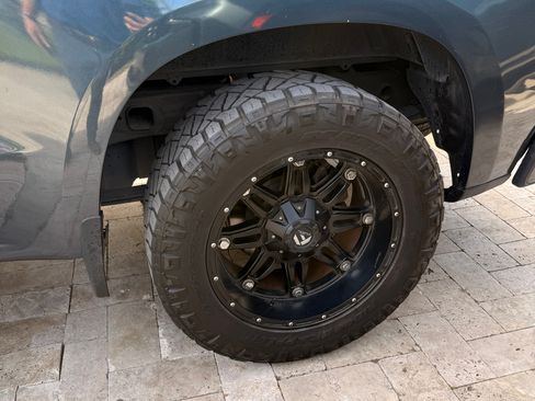 Used 2020 Chevrolet Silverado 1500 Custom w/ Custom Value Package image 6