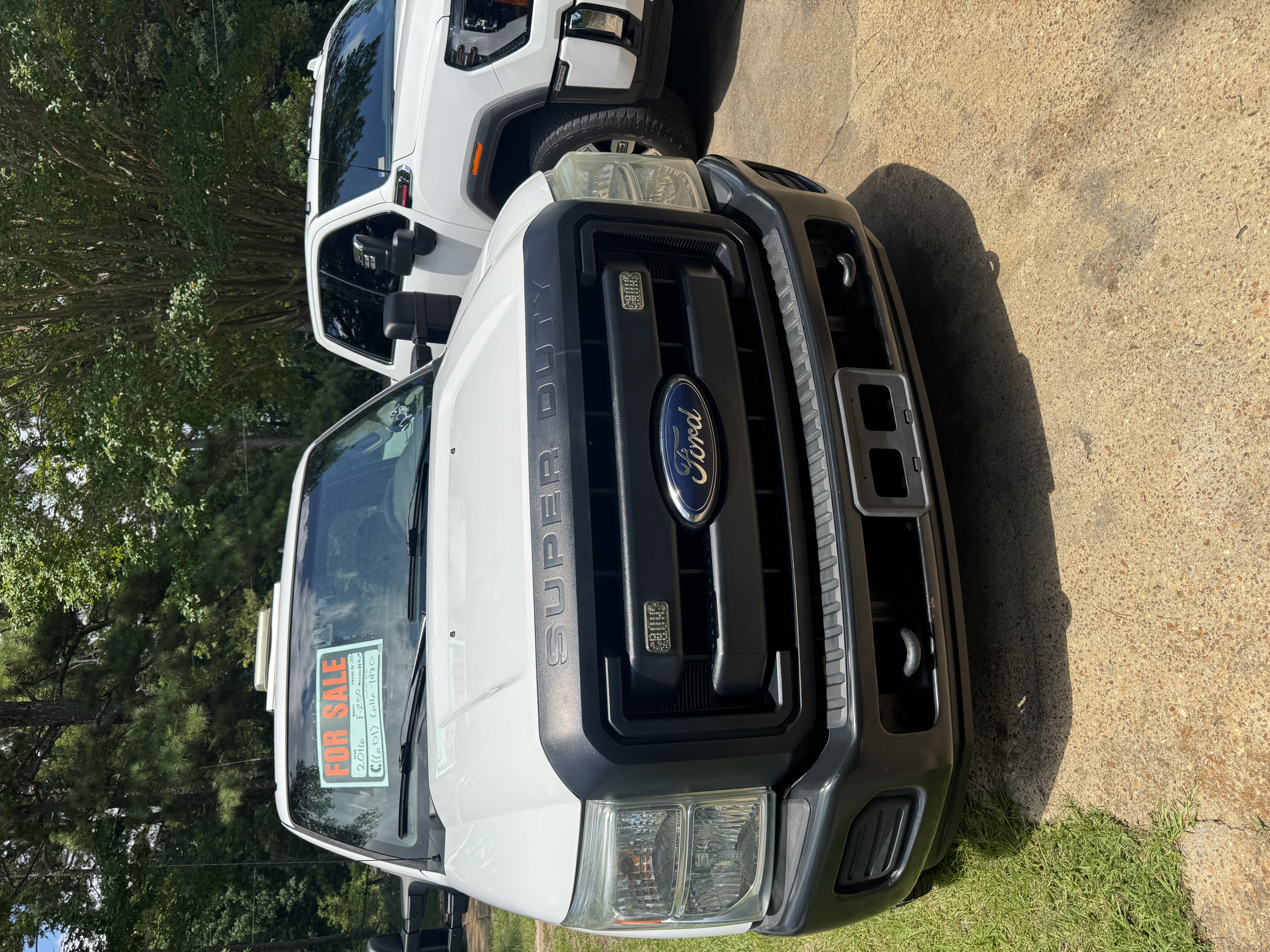 Used 2016 Ford F250 XL RWD image 1