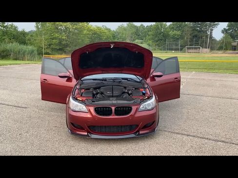 Used 2007 BMW M5 RWD image 4
