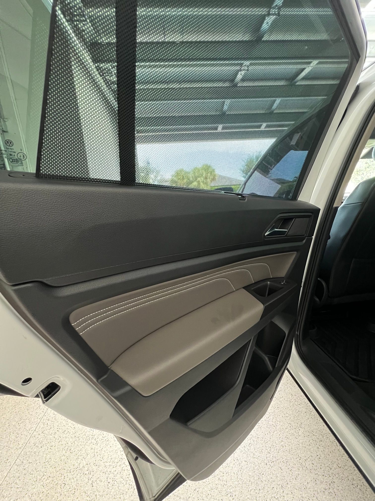 Used 2022 Volkswagen Atlas SE w/ Panoramic Sunroof Package FWD image 15