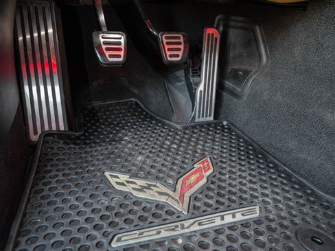 Used 2019 Chevrolet Corvette Grand Sport image 9