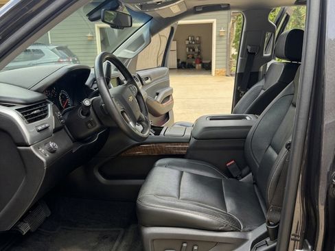 Used 2016 Chevrolet Tahoe LTZ RWD image 6