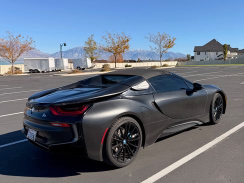 Used 2019 BMW i8 Roadster image 9