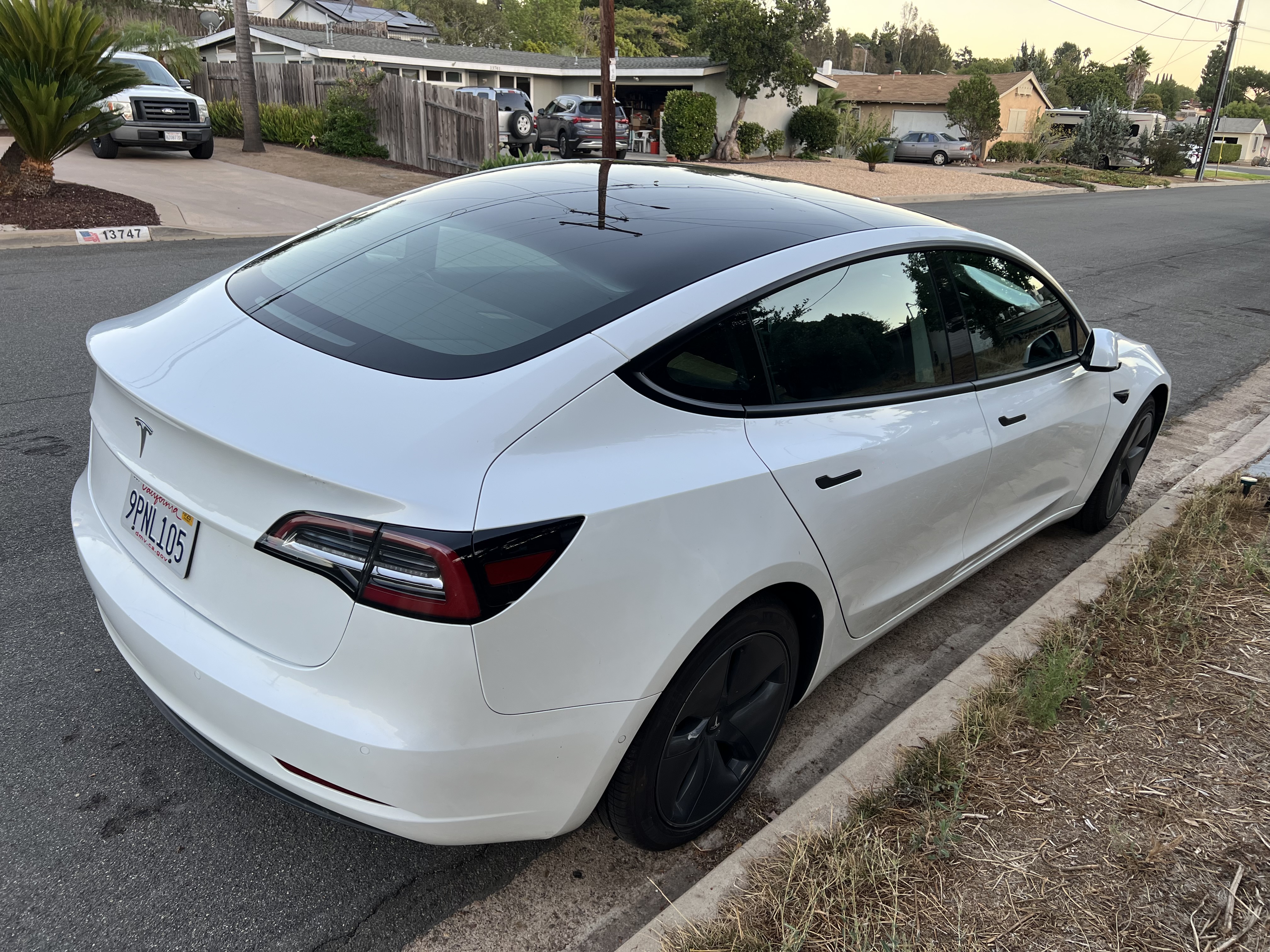 Used 2021 Tesla Model 3 Standard Range Plus RWD image 8