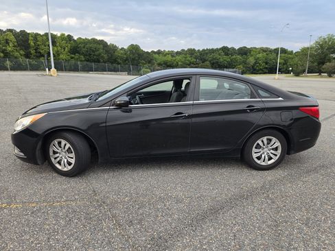 Used 2013 Hyundai Sonata GLS FWD image 4