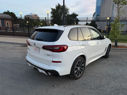 Used 2021 BMW X5 xDrive40i w/ M Sport Package AWD/4WD image 5