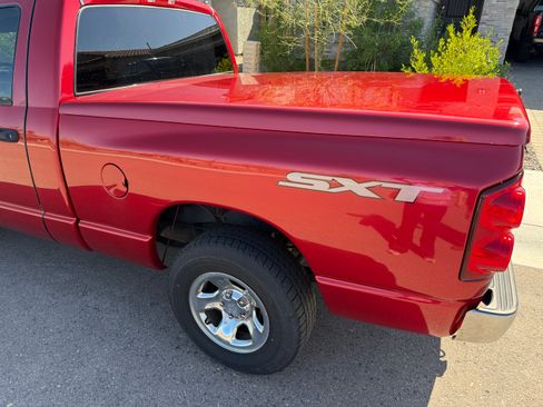 Used 2008 Dodge Ram 1500 Truck ST image 5