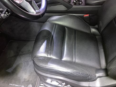 Used 2020 Porsche Cayenne image 10