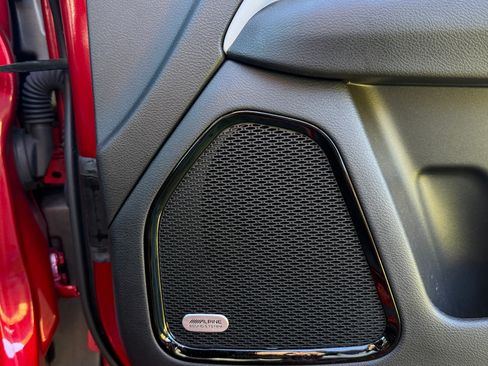 Used 2025 Jeep Compass Limited w/ Sun & Sound Group image 6