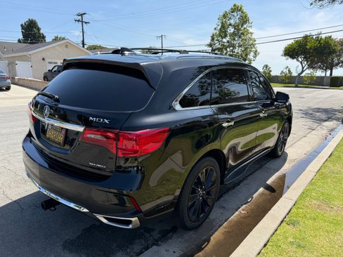 Used 2017 Acura MDX SH-AWD w/ Advance Package image 9