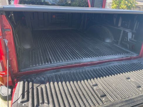 Used 2016 Ford F150 Lariat w/ Equipment Group 502A Luxury RWD image 11
