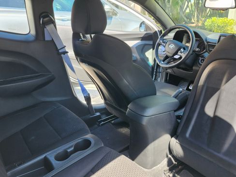 Used 2020 Hyundai Veloster N w/ Performance Package image 10