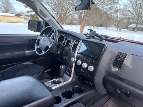 Used 2013 Toyota Tundra 4x4 CrewMax w/ TRD Off-Road Pkg image 4