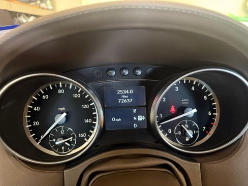 Used 2012 Mercedes-Benz GL 450 4MATIC image 10