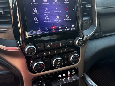 Used 2020 RAM 2500 Laramie image 11