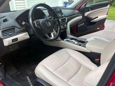 Used 2022 Honda Accord EX-L image 10