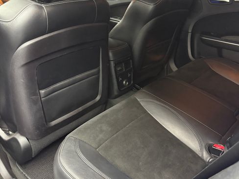 Used 2012 Chrysler 300 SRT8 w/ Leather Interior Group image 8
