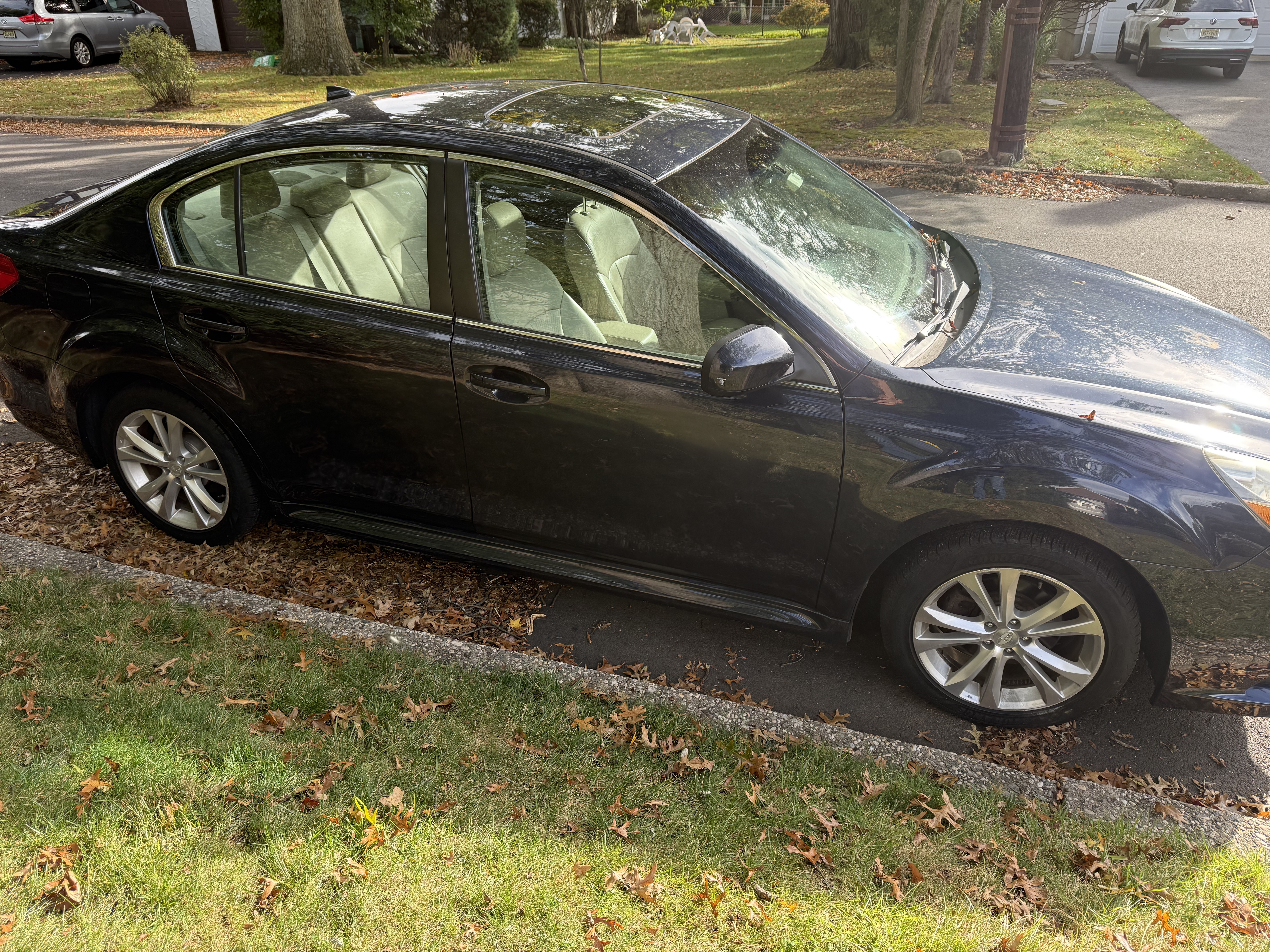 Used 2014 Subaru Legacy 2.5i Limited AWD/4WD image 5