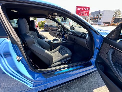 Used 2016 BMW M4 Coupe RWD image 12